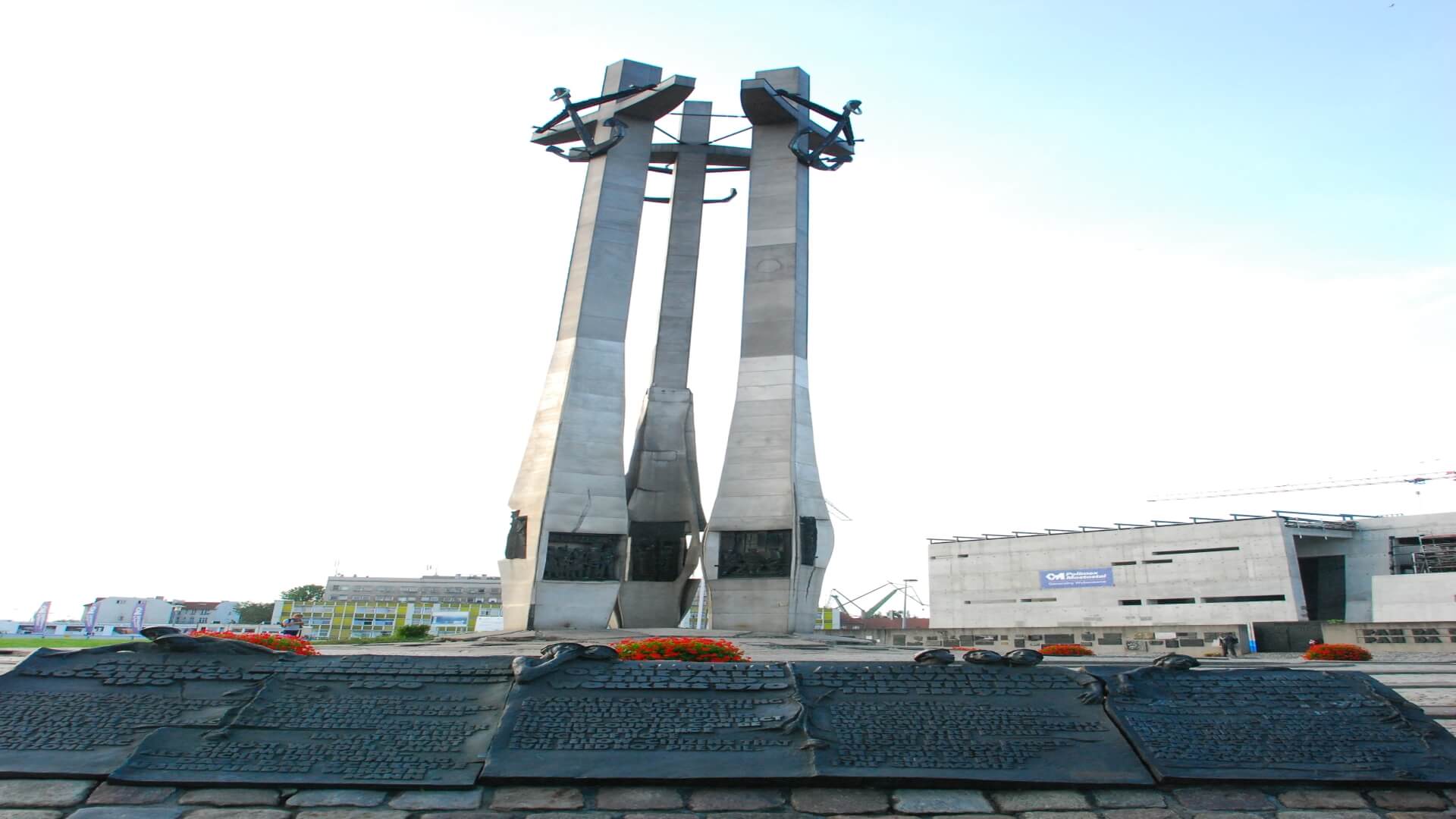 The Solidarity Cross, Monument to the fallen shipyard workers of 1970, one of the core symbols of Gdańsk, a must see. It's a reminiscence of the people who lost their lives. When leaving work through one of the entrance gates to the shipyards, 42 people were brutally gunned down. More victims followed. In 1980 this Monument was erected to commemorate this event. The Solidarity Cross, Monument to the fallen shipyard workers of 1970, one of the core symbols of Gdańsk, a must see. It's a reminiscence of the people who lost their lives. When leaving work through one of the entrance gates to the shipyards, 42 people were brutally gunned down. More victims followed. In 1980 this Monument was erected to commemorate this event.